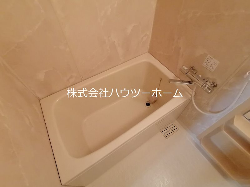 バス・シャワールーム　高温差し湯機能付き