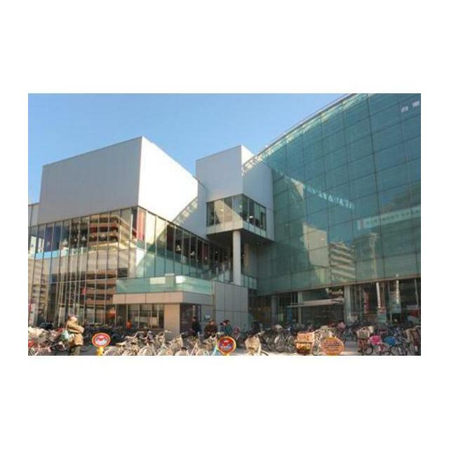 図書館　区立中央図書館（図書館）まで115m