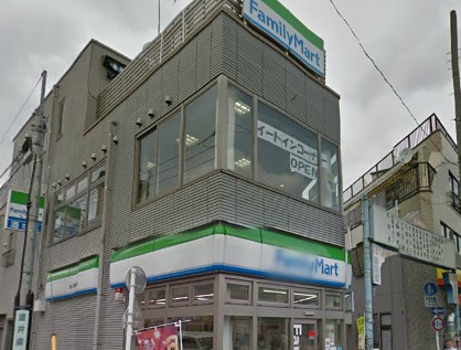 コンビニ　ファミリーマート　鐘ヶ淵駅前店（コンビニ）まで60m