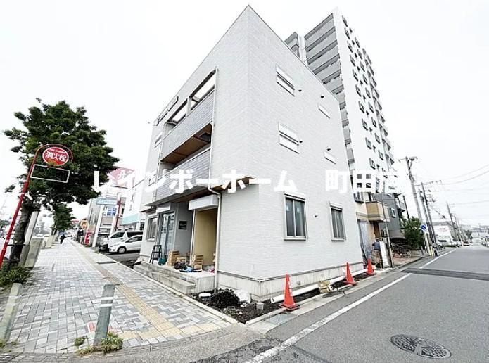 建物外観　※建設中のお写真です