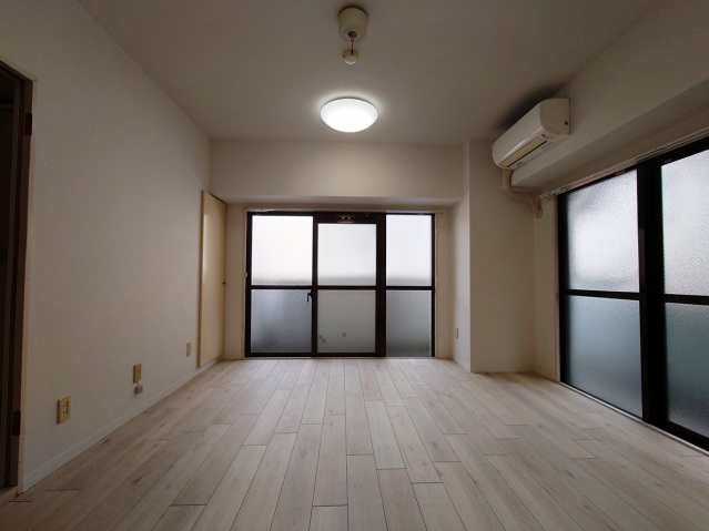 その他部屋・スペース　照明付き