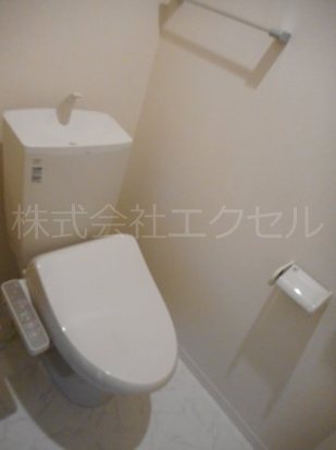 トイレ　温水洗浄便座付きのトイレ♪