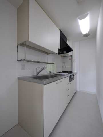 キッチン　お写真は別部屋のものになります