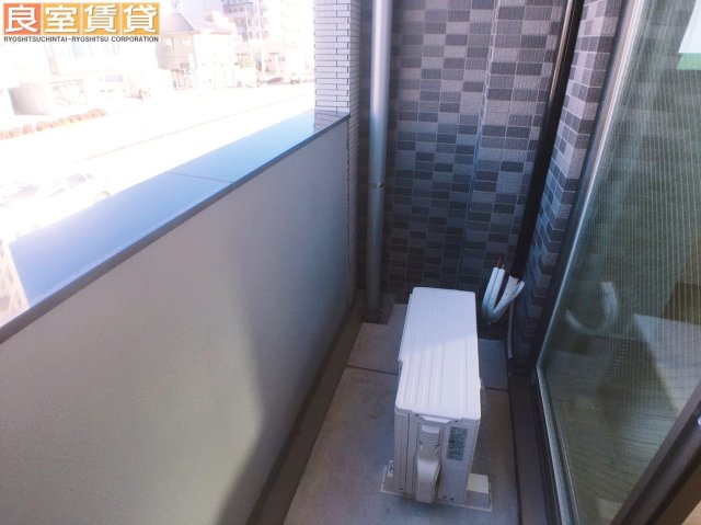 バルコニー　※写真は同物件の別部屋のものを流用しております。現状を優先し