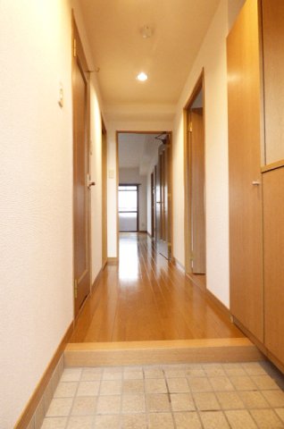 玄関　きれいな玄関です