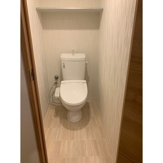 トイレ　別部屋参考写真