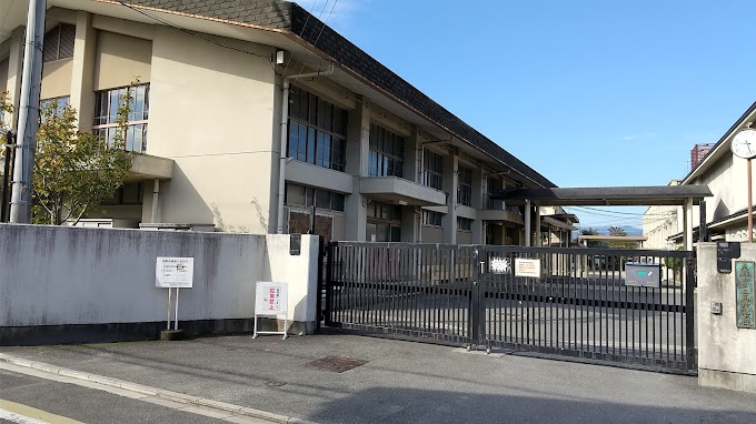 小学校　京都市立上高野小学校（小学校）まで463m