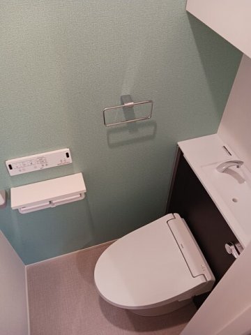 トイレ　コンパクトで使いやすいトイレです