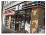 コンビニ　セブンイレブン　新宿職安通り店（コンビニ）まで106m