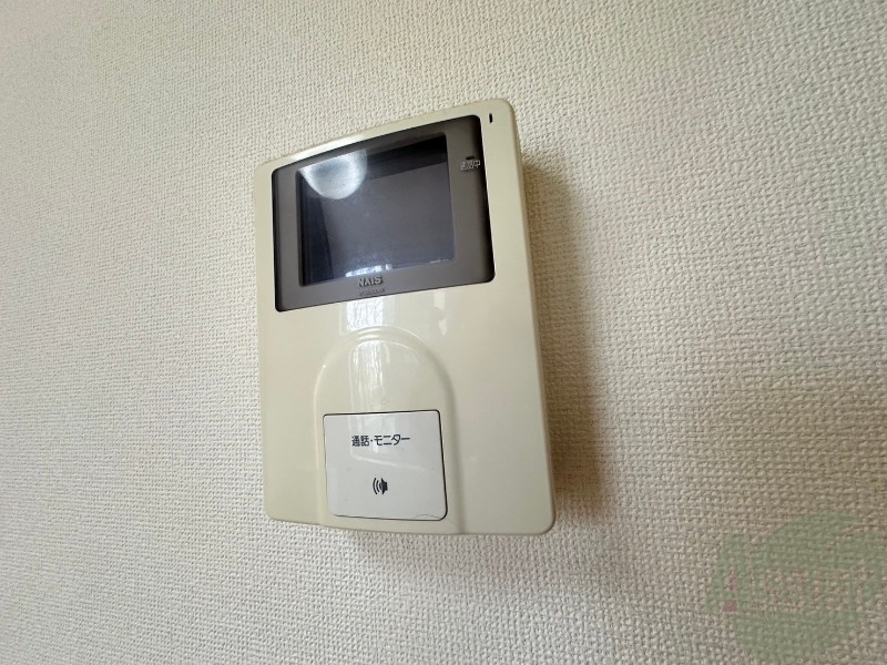 セキュリティ　ＴＶモニター付インターホンです。来客者の顔が見えるので安心！
