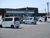 コンビニ　ファミリーマート　可児今渡店（コンビニ）まで300m