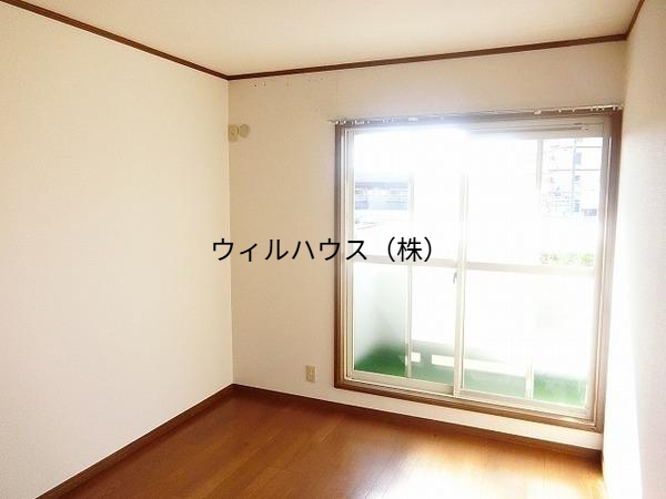その他部屋・スペース　明るい洋室！