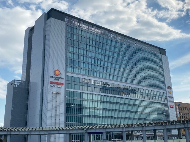 ホームセンター　ビックカメラ新横浜店（ホームセンター）まで622m
