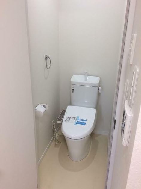 トイレ　※同仕様写真含む