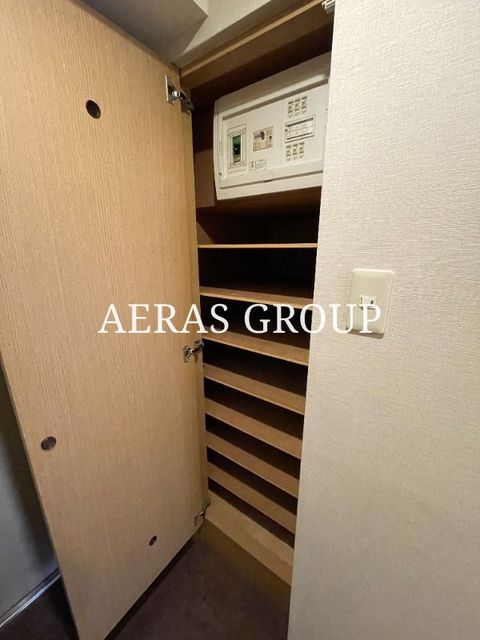 玄関　玄関収納