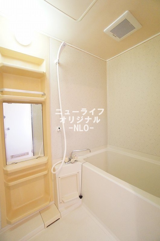 バス・シャワールーム　一日の疲れを癒すバスルーム