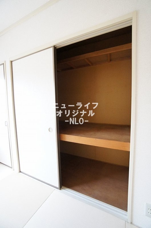 収納　和室の一間の押入は使い方次第で収納力大です