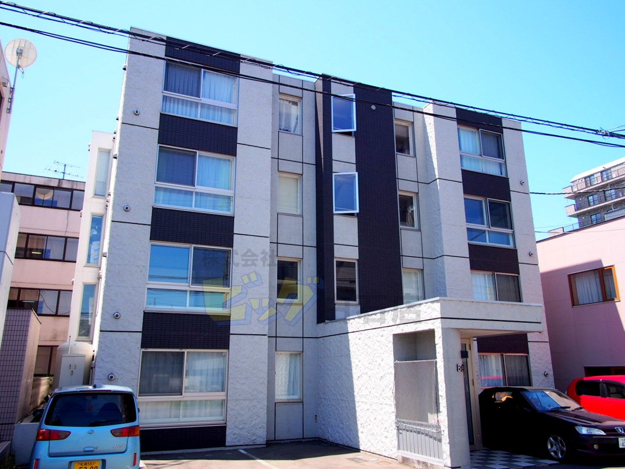 建物外観　お洒落なデザイナーズマンションです♪