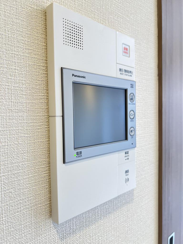 セキュリティ　オートロックとモニタ付インタホンでセキュリティも安心です