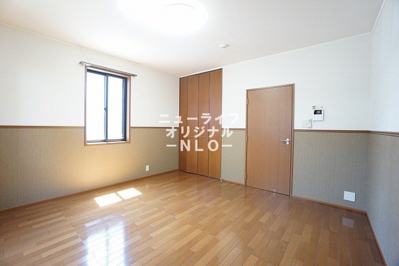 その他部屋・スペース　お部屋には便利な収納付きです☆
