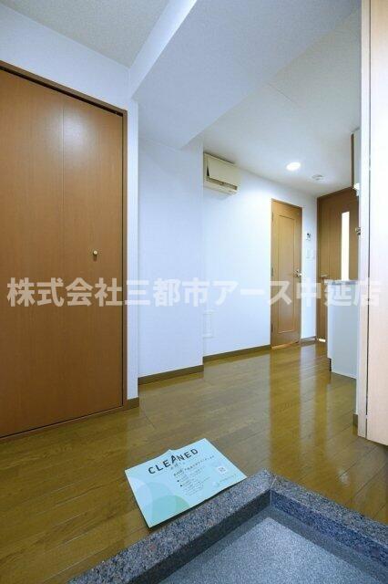 玄関　エクセリア旗の台　は三都市アース中延店へお任せください！　ご