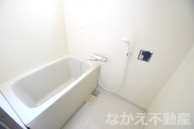 バス・シャワールーム　お風呂で日々の疲れを落としましょう