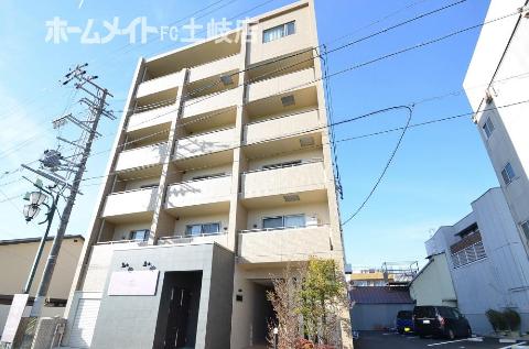 建物外観　外観写真（昼）