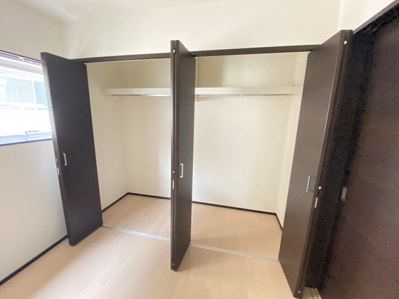収納　※別号室の写真です。