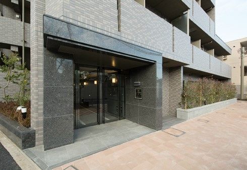 エントランス　☆共用設備もキレイ☆
