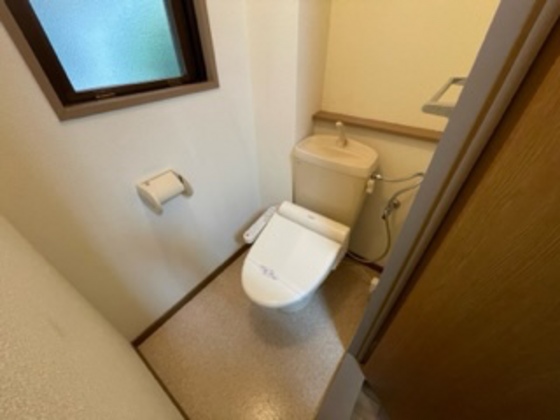 トイレ　※別部屋の写真です