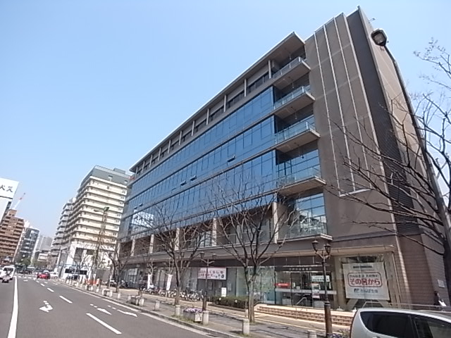 郵便局　中央郵便局（郵便局）まで342m