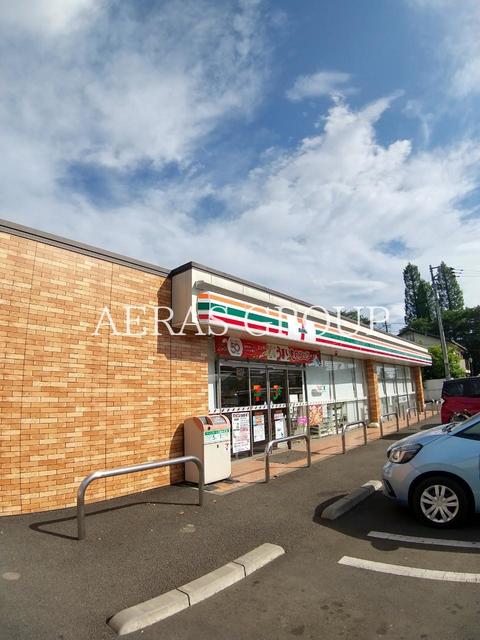 コンビニ　セブン-イレブン 小平上水新町１丁目店（コンビニ）まで556m