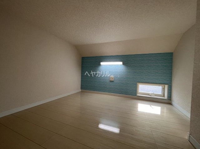 収納　ロフト　同シリーズ参考写真