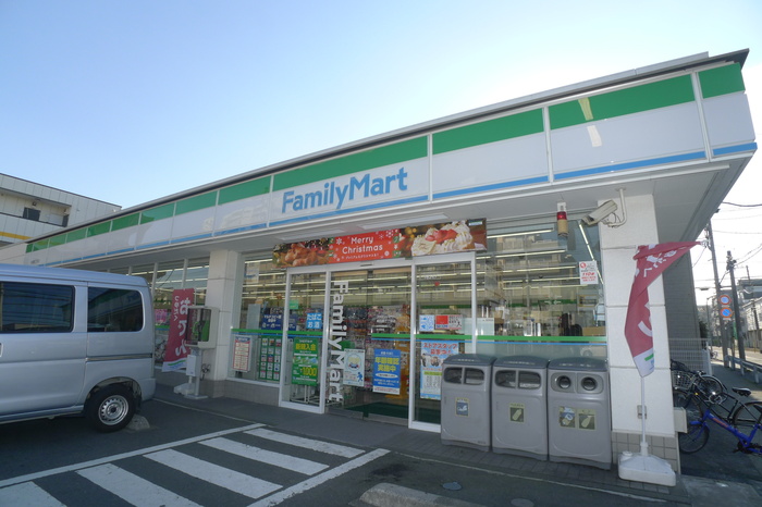 コンビニ　ファミリーマート南行徳3丁目店（コンビニ）まで434m