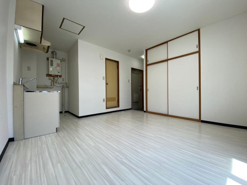 その他部屋・スペース　洋室を別角度から撮影しました。イメージできますでしょうか？