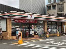 コンビニ　セブンイレブン 大阪本田4丁目店（コンビニ）まで616m