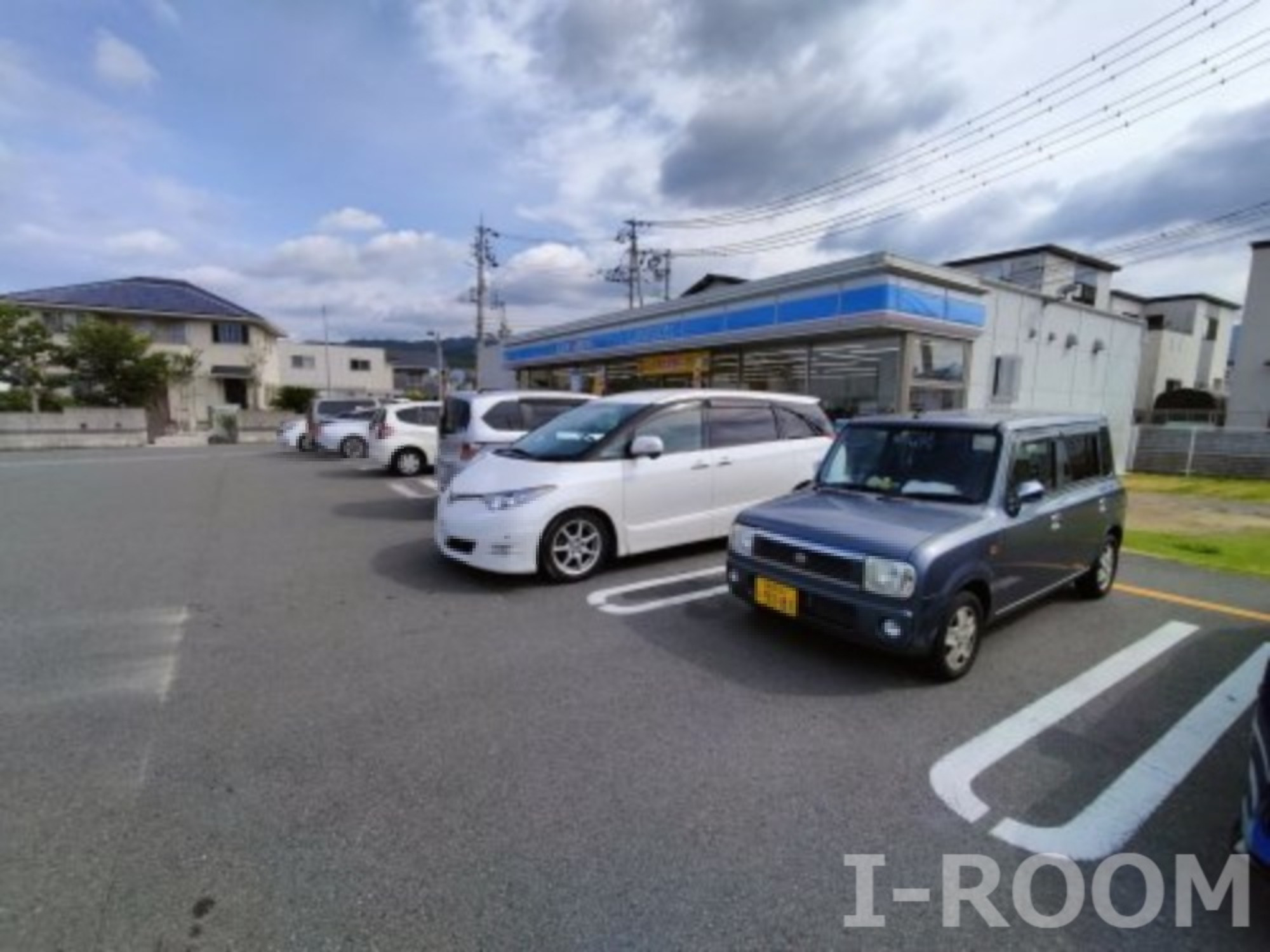 コンビニ　ローソン 東温志津川店（コンビニ）まで621m
