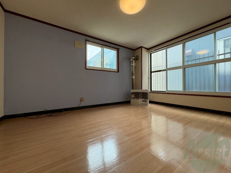 居室・リビング　広くてキレイなお部屋が広がっていて、充実した生活が送れそう。