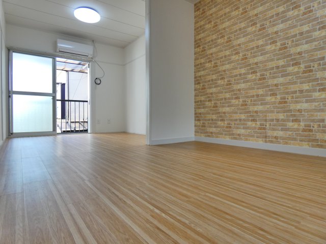 ＪＲ青梅線 羽村駅 徒歩19分 2階建 築47年の居間写真