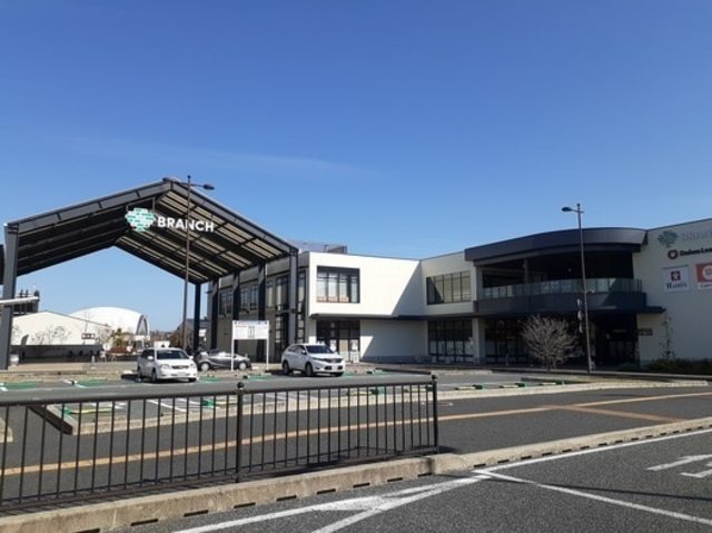 ショッピングセンター　BRANCH岡山北長瀬（ショッピングセンター）まで262m