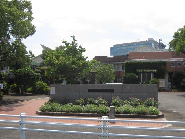 小学校　宮崎小学校（小学校）まで600m