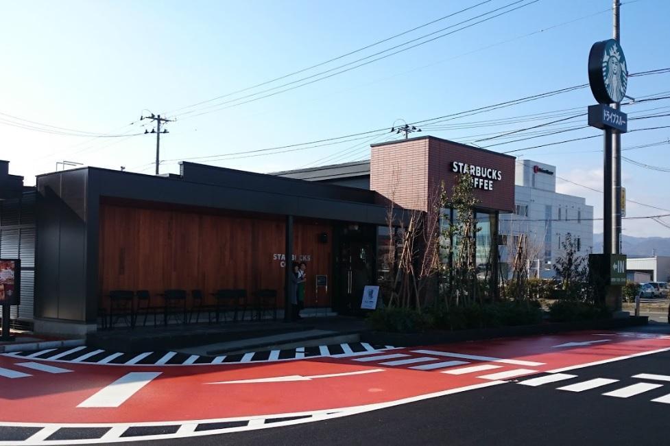 飲食店　スターバックスコーヒー（飲食店）まで100m