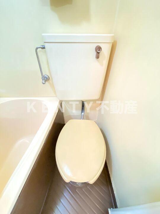 トイレ　清潔感のあるトイレです
