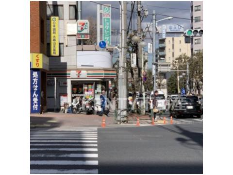 コンビニ　セブンイレブン 大森駅北店（コンビニ）まで1030m
