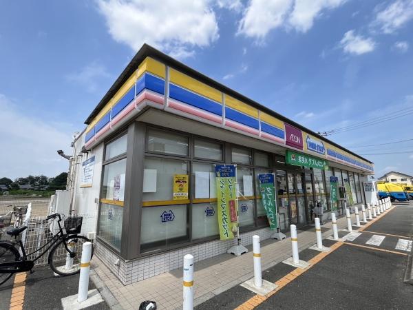 コンビニ　ミニストップ（コンビニ）まで582m