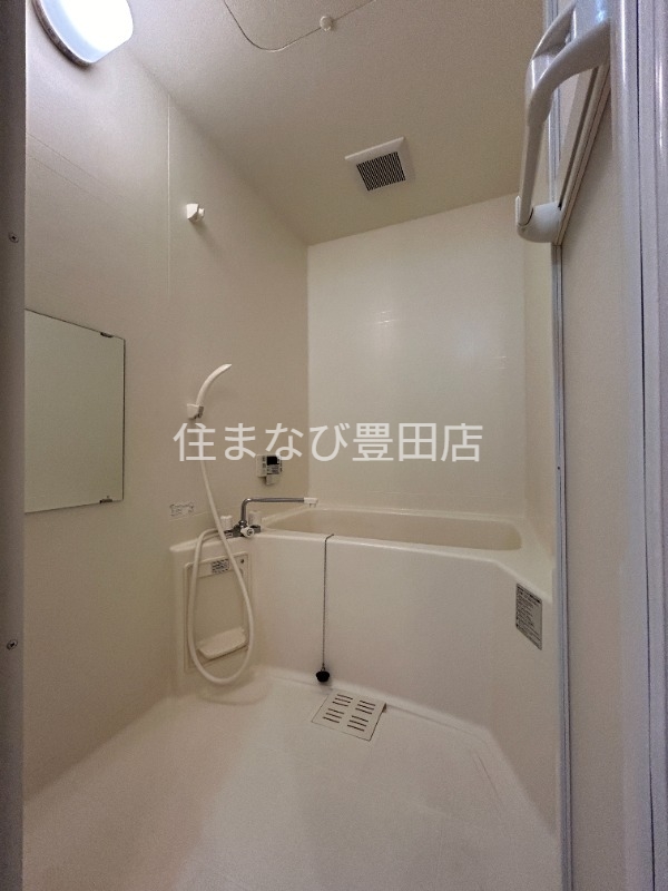 バス・シャワールーム　同型タイプ
