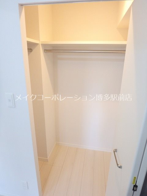 収納　※階数により床・建具の色が異なります