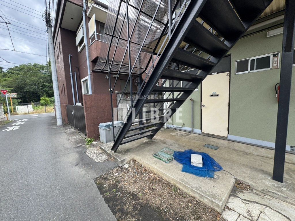 エントランス　駐車場