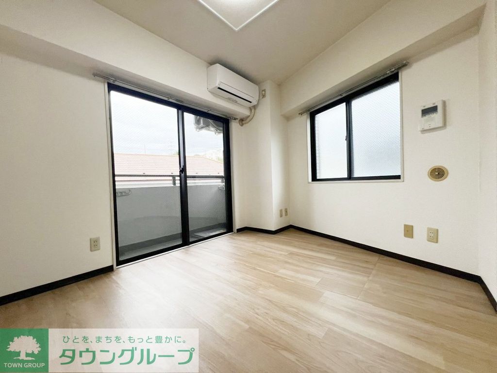 居室・リビング　★お部屋探しは株式会社タウンハウジング東京まで★