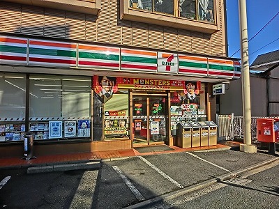 コンビニ　セブンイレブン井土ヶ谷上町店（コンビニ）まで718m